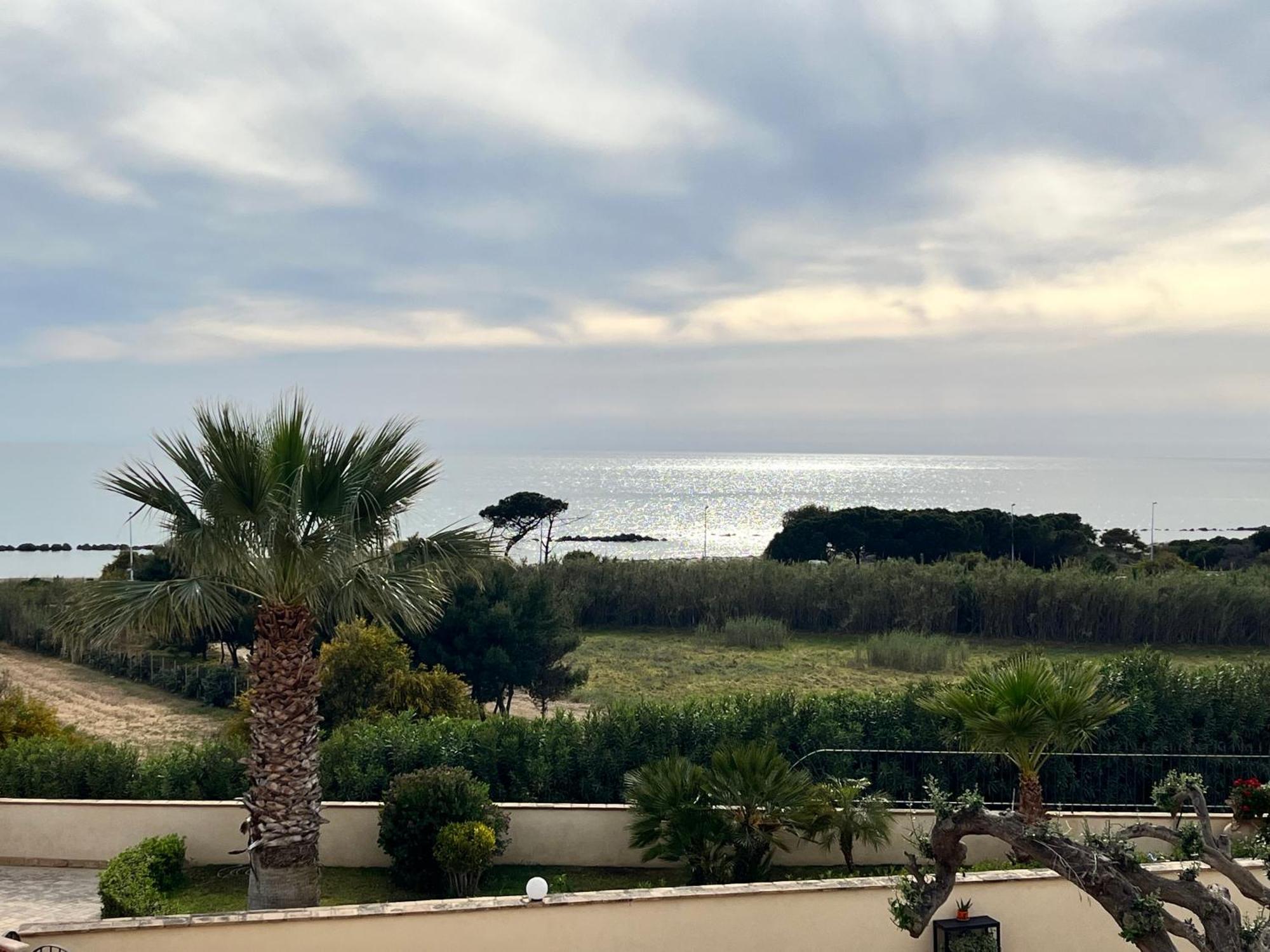 Domus Mare Luxury Appartement San Leone Buitenkant foto