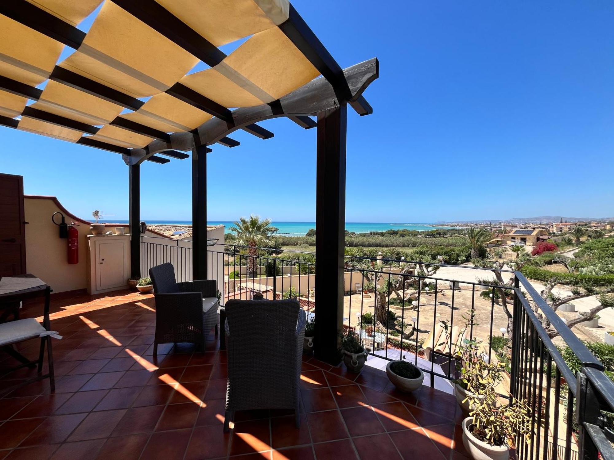 Domus Mare Luxury Appartement San Leone Buitenkant foto