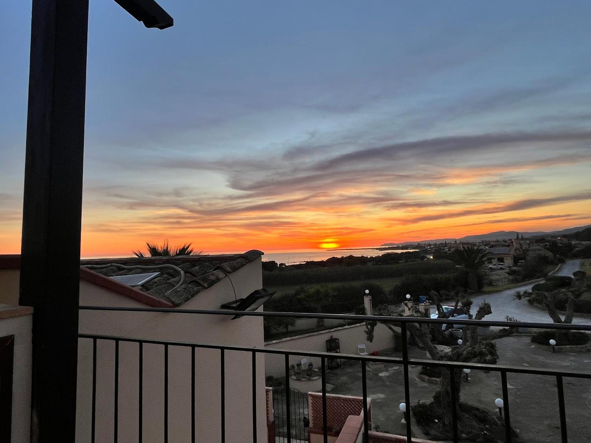 Domus Mare Luxury Appartement San Leone Buitenkant foto